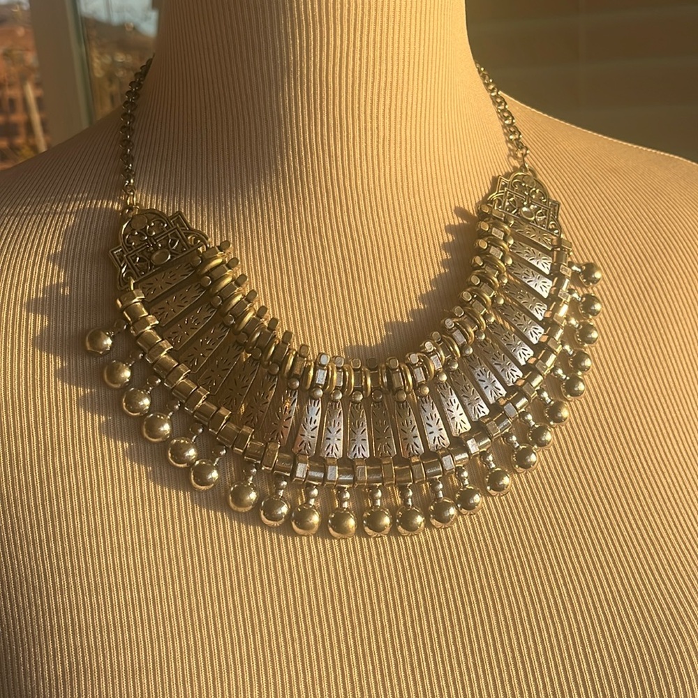 NBJ tribal design silver tone wide BIB Statement necklace